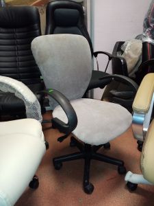 Fabric grey lietots pārvilkts krēsls ― Krēslu veikals Bruņinieku 98,Rīga, 10.00-18.00, tālr.67205028, 29104805